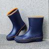 New British rain shoes men's mid-calf waterproof casual rain boots lightweight kitchen non-slip rubber shoes thick-soled water shoes work