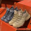 Summer labour insurance shoes men's breathable anti-smash anti-piercing safety shoes non-slip wear-resistant work anti-odour protective shoes female